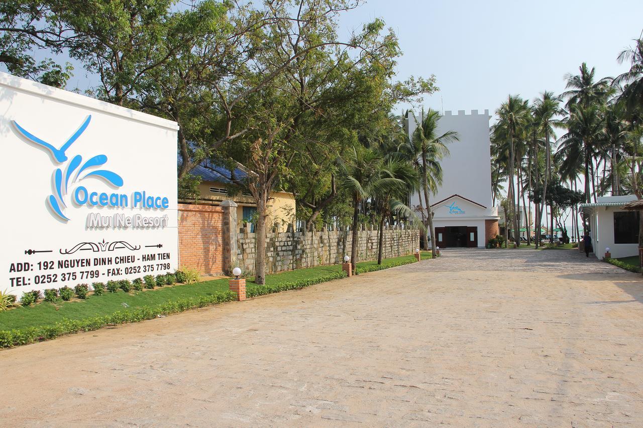 Ocean Place Mui Ne Resort Exteriör bild
